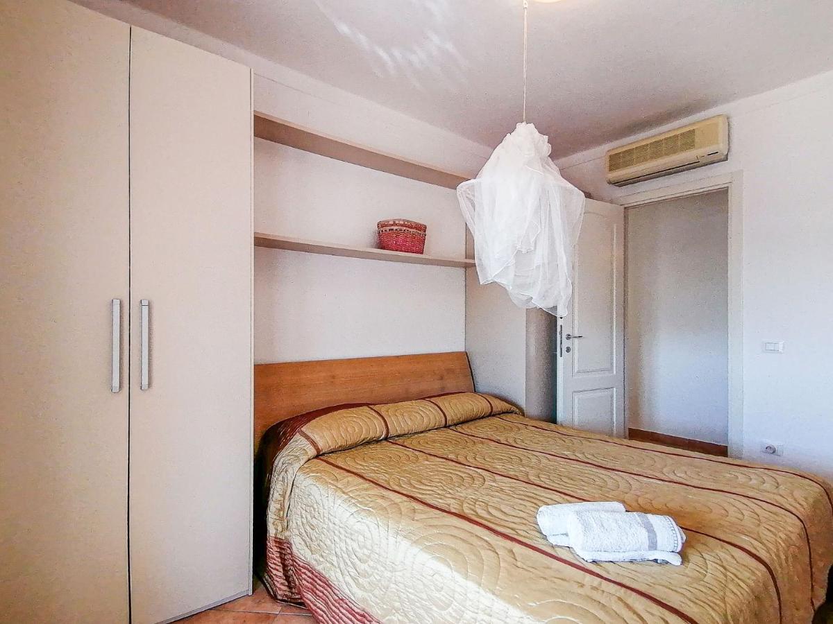 Vigna Marina Apartments Santa Teresa Gallura Exterior photo